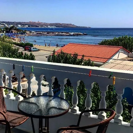 Ξενοδοχείο με διαμερίσματα Paradise